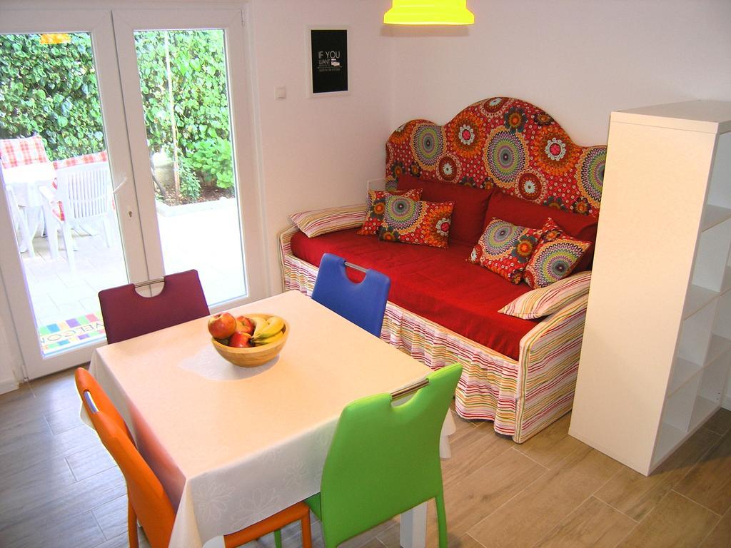 Apartments Ines Krk Town Bagian luar foto
